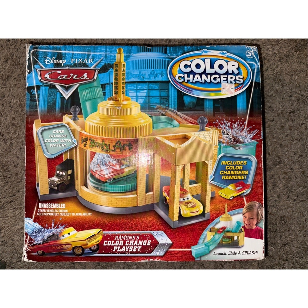 2009 MATTEL CARS RAMONE'S COLOR CHANGE Playset NEW *Damaged Box*‎ Original READ